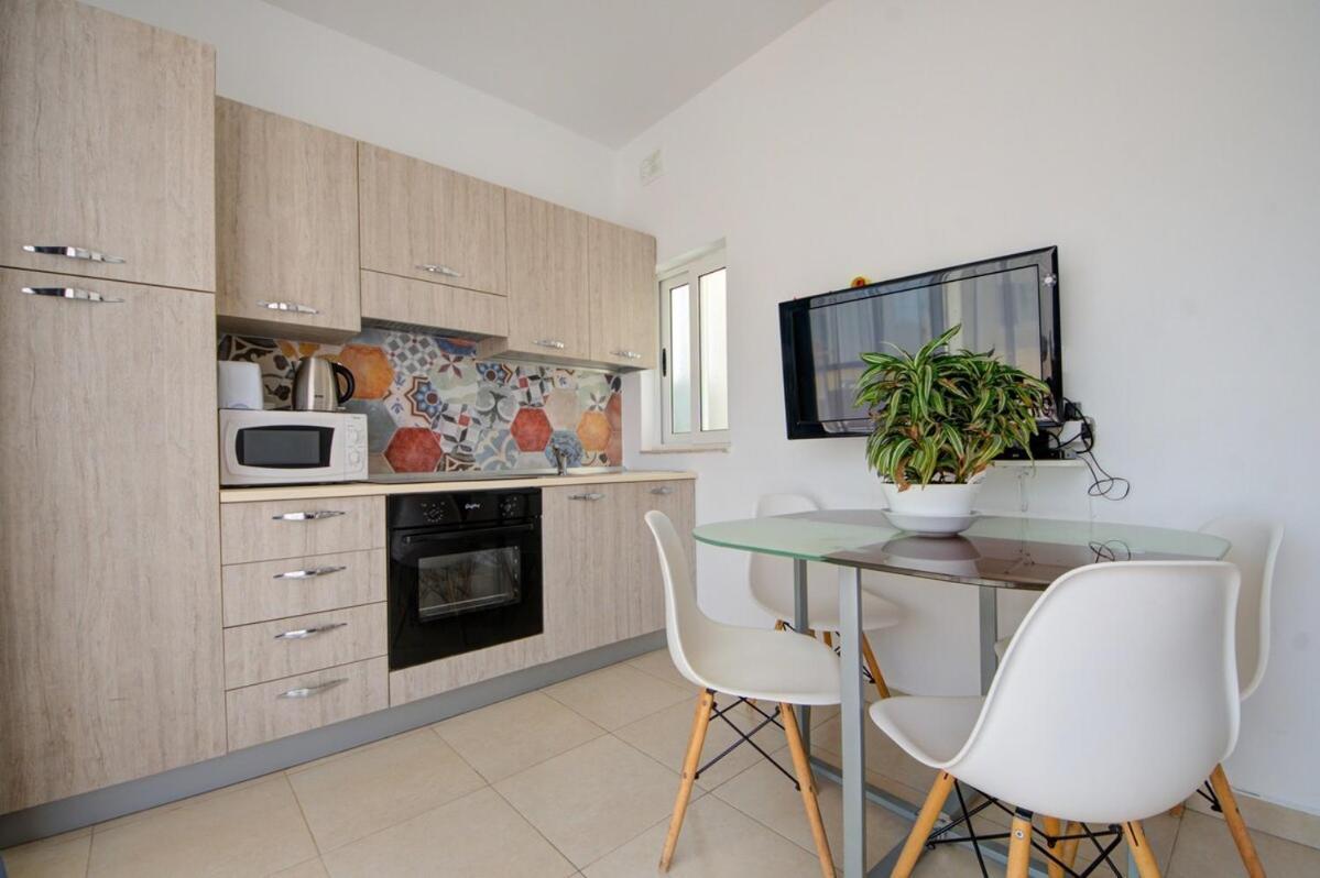 Azure Haven - Gzira Apartments And Penthouse By Shortletsmalta Cameră foto